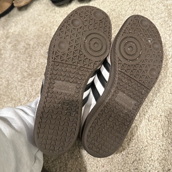 Adidas Women’s Sambas White - Picture 3 of 4